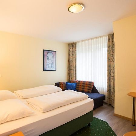 Hotel Gremersdorf - Zum Gruenen Jaeger Extérieur photo