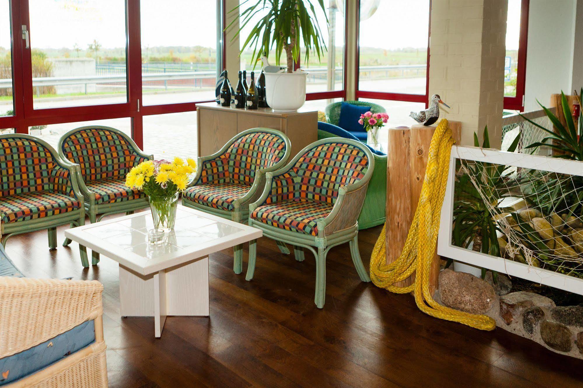 Hotel Gremersdorf - Zum Gruenen Jaeger Extérieur photo