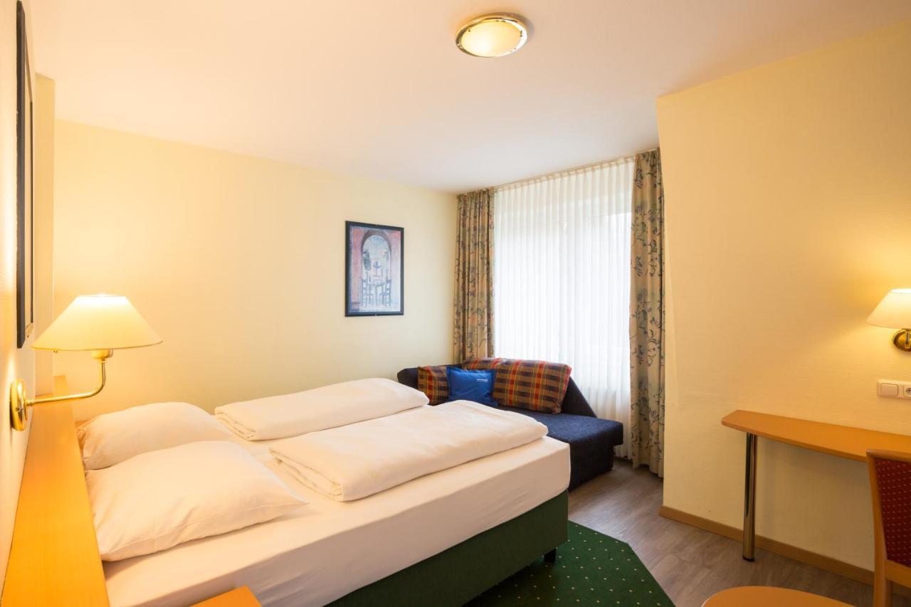 Hotel Gremersdorf - Zum Gruenen Jaeger Extérieur photo