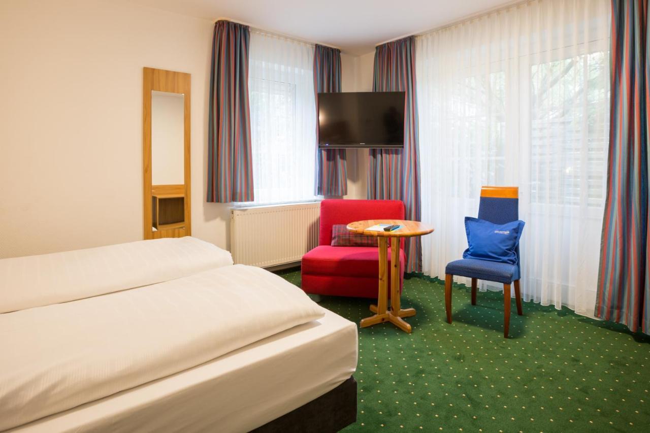Hotel Gremersdorf - Zum Gruenen Jaeger Extérieur photo