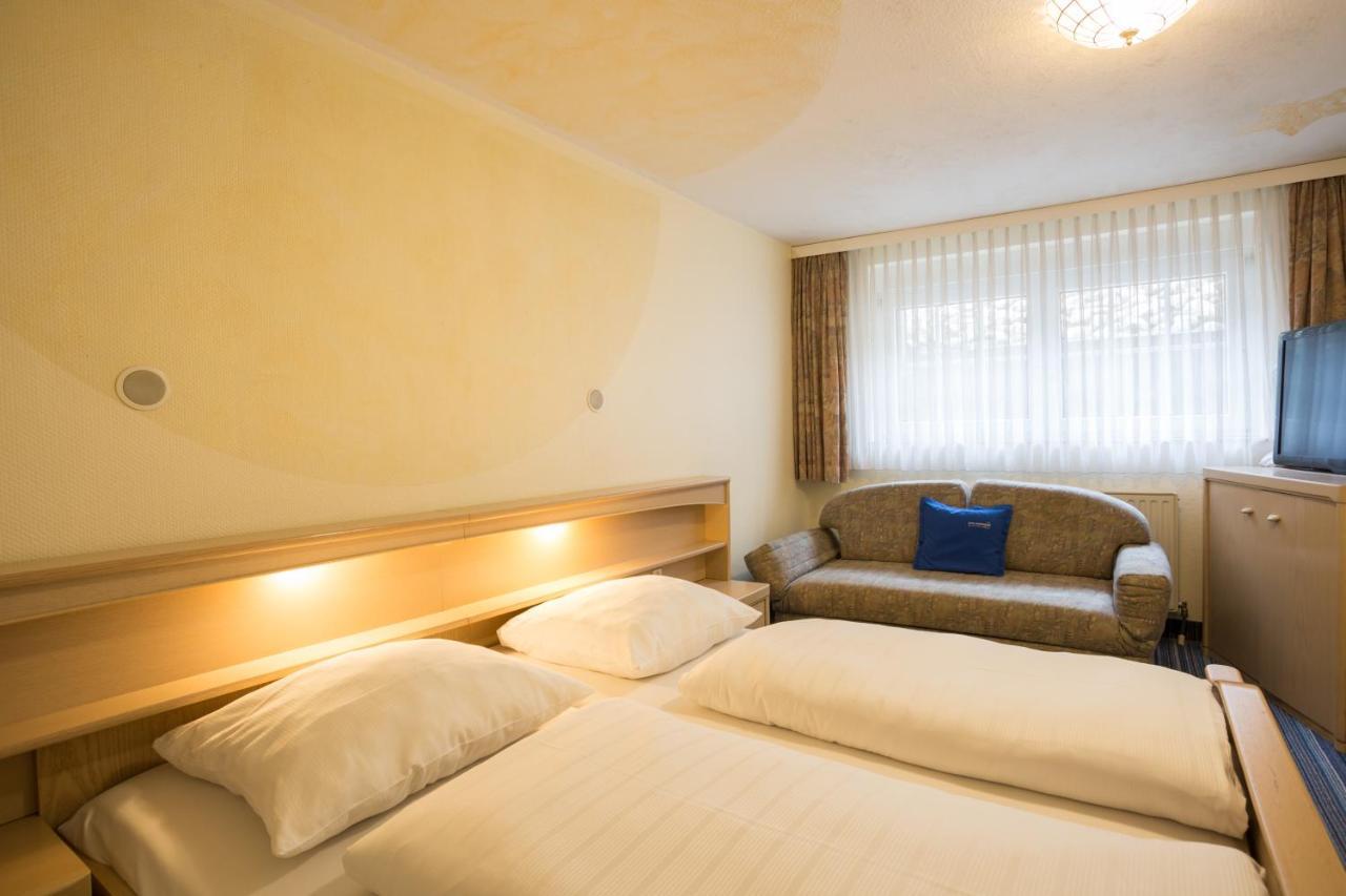 Hotel Gremersdorf - Zum Gruenen Jaeger Extérieur photo