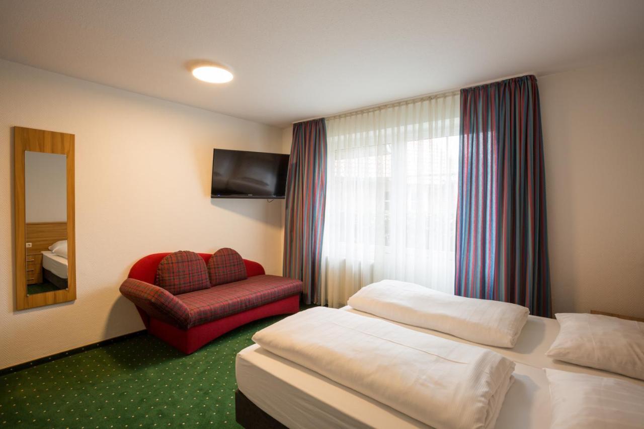 Hotel Gremersdorf - Zum Gruenen Jaeger Extérieur photo